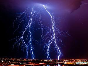     

:	lightning-arizona_34356_600x450.jpg‏
:	228
:	45.5 
:	21477