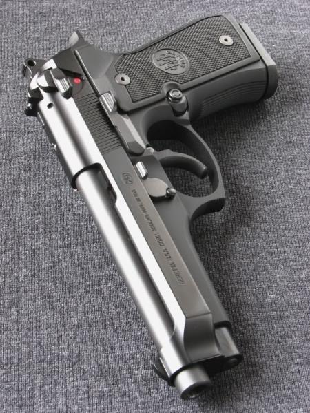 Beretta 92FS 01 Small