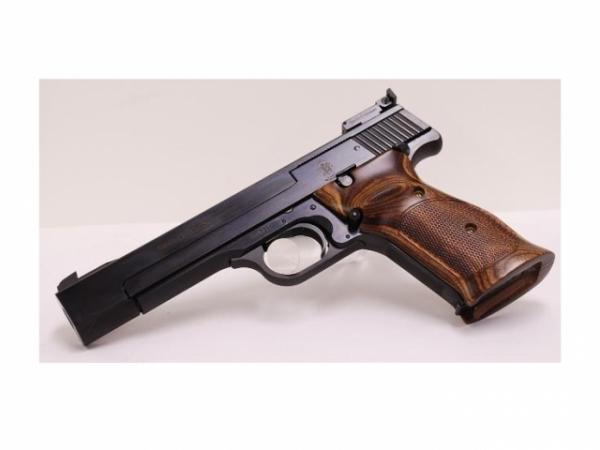 smith and wesson 41   22 lr 1242